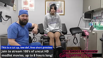 Zombae's 1st ever gyno exam