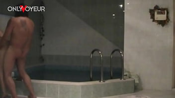 Homemade voyeur slutwife meeting with the bull was recorded for her husband