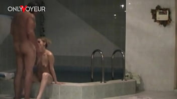 Homemade voyeur slutwife meeting with the bull was recorded for her husband