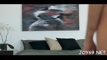 Sweetheart in a kinky solo act