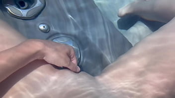 European stepmom artemisia love solo pussy play horny af in the water European stepmom artemisia love solo pussy play horny af in the water