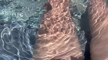 European stepmom artemisia love solo pussy play horny af in the water