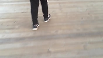 Booty booty booty walkin everywhere