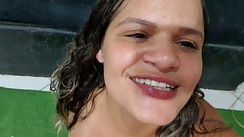 Tarada do xvideos balançando a raba