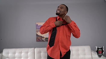 Rome major was cock sucked by danja angel after long day at work