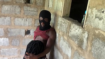 ⭐️ebony slut keep screaming as she takes 11 inches curved bbc