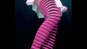 Bonneyuwu 12 13 pee bebo mi orina frasco Bonneyuwu 12 13 pee bebo mi orina frasco
