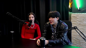 Era um clt ferrado recebeu convite pra entrar no pornô a mãe deu um conselho transou com uma menina que gemia alto e quase foi preso yastrixx & dixon watch sheer red