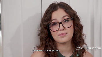 Family ties get knotted between the thighs