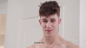 Family ties get knotted between the thighs