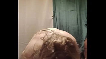 2025 11 12 esclave f pinces a linge et ceinture