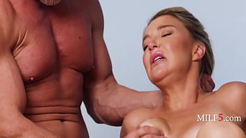 Detectives fuck milf to extract information Detectives fuck milf to extract information