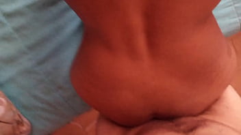 Una vez más cogida por el culo