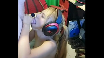 2022 12 21 couples dnd blowjob handjob cum on face sample