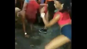Festa com putas casadas