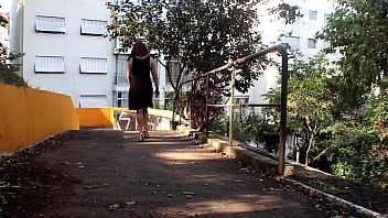 Redhead slut public masturbation blowjob and facial cumshot the middle of the park ruiva puta masturbação em público broche e gozo facial no meio do parque