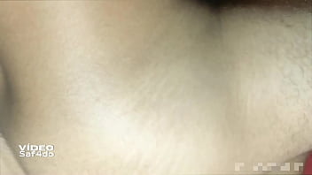 Acabei comendo a magrinha da minha chefe