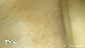 Acabei comendo a magrinha da minha chefe