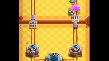 Llora de dolor despues de la cogida