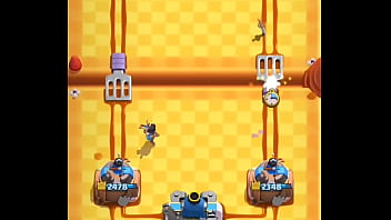 Llora de dolor despues de la cogida