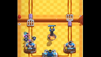 Llora de dolor despues de la cogida