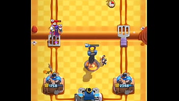 Llora de dolor despues de la cogida