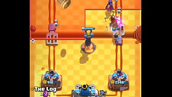 Llora de dolor despues de la cogida