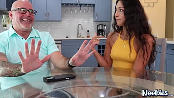 Luxe la fox fucks moms man nookies