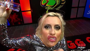 Ggg super milf slut looking forward to the hard cock and lots of cum