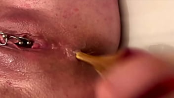 Anal masturbate by gold high heels and fingering asshole and juice pussy and ride asshole on heels