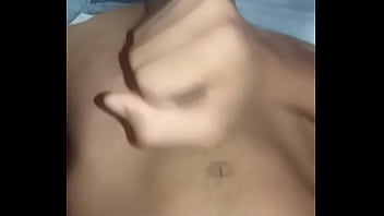 Masturbando De Leve Hehe thumbnail