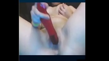 Vieja caliente bailando por dinero