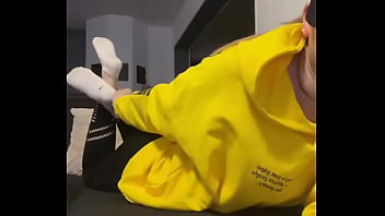 Enjoy the sight #barefoot #dirtysocks #feet #feetworld #fetish #nike #nikesocks girl #smelly #s