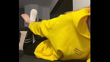 Enjoy the sight #barefoot #dirtysocks #feet #feetworld #fetish #nike #nikesocks girl #smelly #s