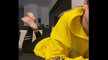 Enjoy the sight #barefoot #dirtysocks #feet #feetworld #fetish #nike #nikesocks girl #smelly #s