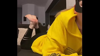 Enjoy the sight #barefoot #dirtysocks #feet #feetworld #fetish #nike #nikesocks girl #smelly #s