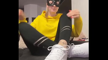 Enjoy the sight #barefoot #dirtysocks #feet #feetworld #fetish #nike #nikesocks girl #smelly #s