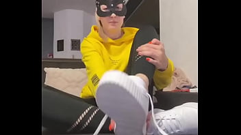 Enjoy the sight #barefoot #dirtysocks #feet #feetworld #fetish #nike #nikesocks girl #smelly #s