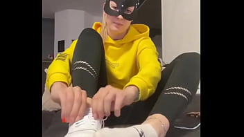 Enjoy The Sight #barefoot #dirtysocks #feet #feetworld #fetish #nike #nikesocks Girl #smelly #s thumbnail
