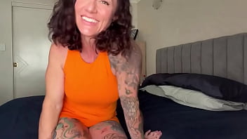 Don’t forget to stretch … and to subscribe to my vip page