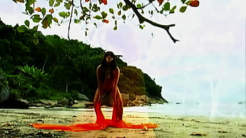 Latina beauty agatha cristine takes it deep in a steamy outdoor adventure