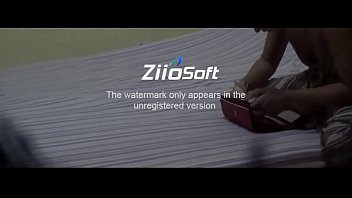 Italian girl love money for