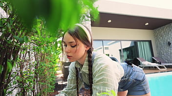 The girl turned out to be not only a good gardener but also a gorgeous whore