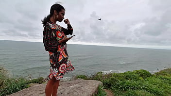 Aventura na lukas enfiou o pau na buceta da safada magrinha até o fim