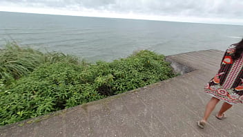 Aventura na lukas enfiou o pau na buceta da safada magrinha até o fim