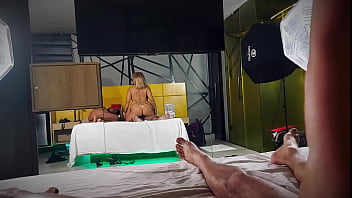 Chamei na rua uma putinha milf para comer o cuzinho dela no motel com minhas esposa