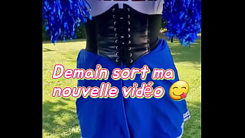 Demain soir sort ma nouvelle vidéo un petit indice sur la tenue alors pour