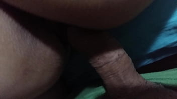 Colocando na bucetona da esposa