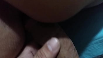 Colocando na bucetona da esposa