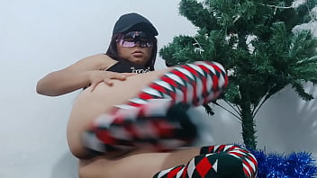 I'm standing next to the christmas tree and i'm starting to have fun touching my vagina and caressing my hot clitoris i'm a lady who wants to fuck on christmas I'm standing next to the christmas tree and i'm starting to have fun touching my vagina and caressing my hot clitoris i'm a lady who wants to fuck on christmas